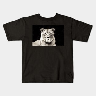 Monochrome | Black and White Series : The Lioness Kids T-Shirt